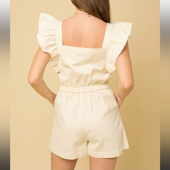Ivory Denim Ruffle Sleeve Romper - Picture 4 of 5